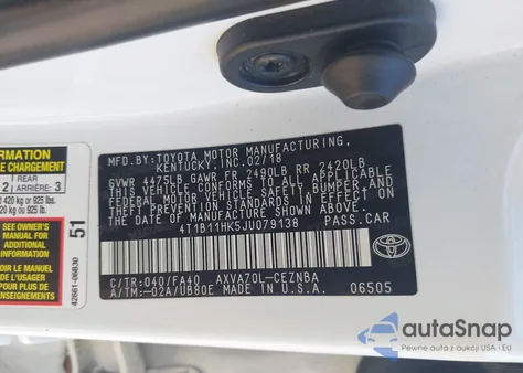 2018 Toyota Camry Le z USA, uszkodzony, nr VIN 4T1B11HK5JU079138